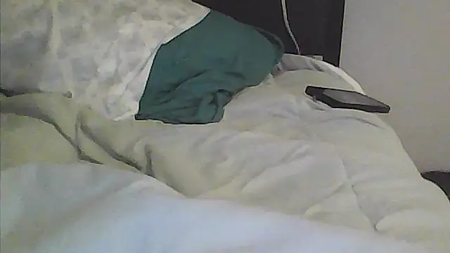 sarahkat86 online show from April 2026 01:42:02 AM