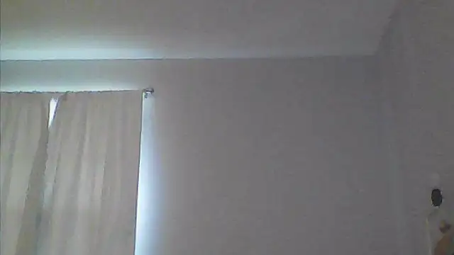 sarahkat86 online show from May 2026 09:30:02 PM
