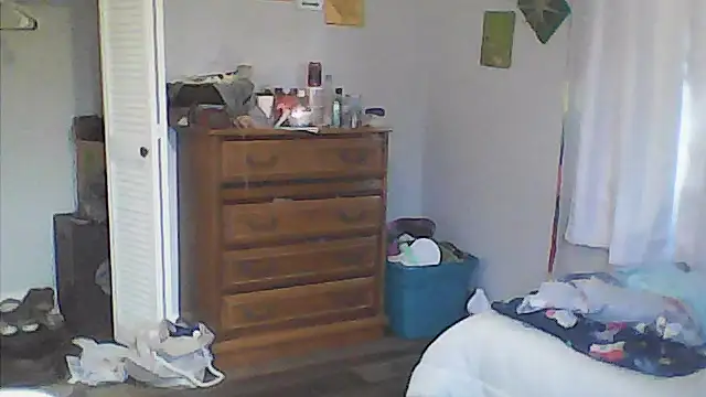 sarahkat86 online show from May 2026 10:49:02 PM