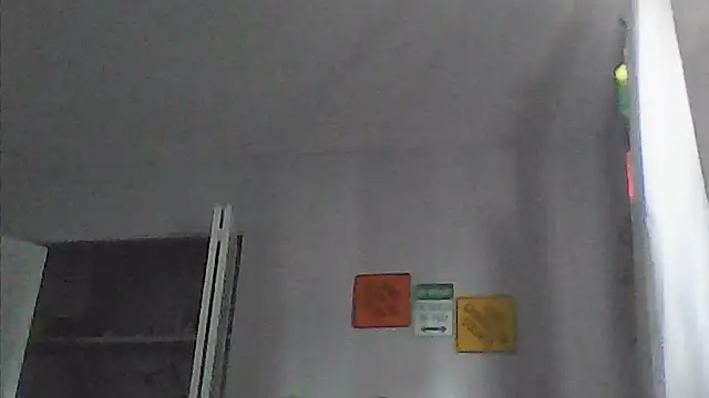 sarahkat86 online show from May 2026 10:04:02 PM