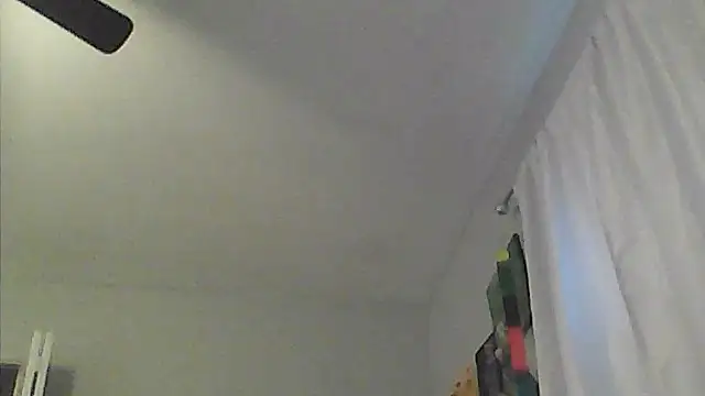 sarahkat86 online show from May 2026 11:54:01 PM