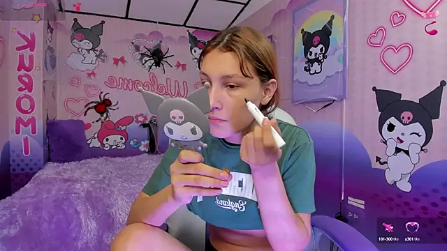 Snapshot of michell__petit_ chatting on October 2025 11:54:02 AM michell petit online show from October 2025 11:54:02 AM