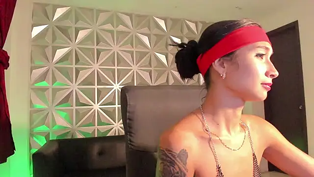 hellen tease online show from September 2025 12:27:02 PM