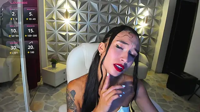 hellen tease online show from May 2026 12:31:02 PM