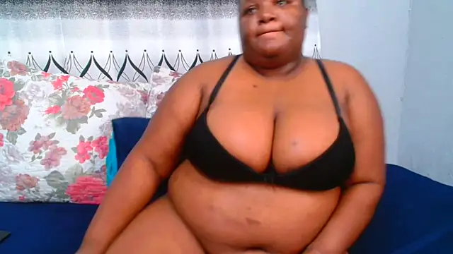 Snapshot of ChubbyBoobsxxx chatting on March 2026 05:57:01 AM ChubbyBoobsxxx online show from March 2026 05:57:01 AM
