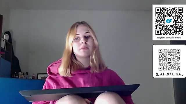 Snapshot of Alismoona chatting on January 2026 10:25:02 PM Alismoona online show from January 2026 10:25:02 PM