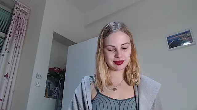 Snapshot of Alismoona chatting on March 2026 07:27:01 PM Alismoona online show from March 2026 07:27:01 PM