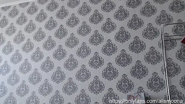 Snapshot of Alismoona chatting on March 2026 08:20:01 AM Alismoona online show from March 2026 08:20:01 AM