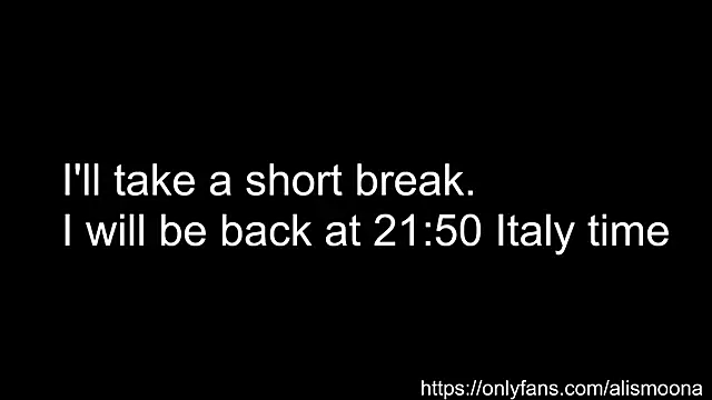 Snapshot of Alismoona chatting on March 2026 08:46:02 PM Alismoona online show from March 2026 08:46:02 PM