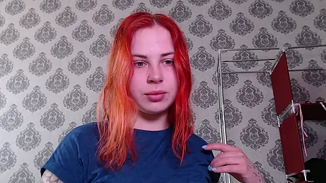 Snapshot of Alismoona chatting on April 2026 07:28:02 AM Alismoona online show from April 2026 07:28:02 AM