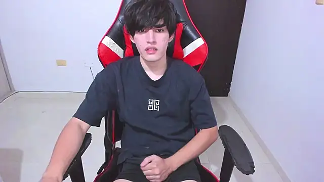 Snapshot of eren_188 chatting on February 2026 05:03:02 PM eren 188 online show from February 2026 05:03:02 PM