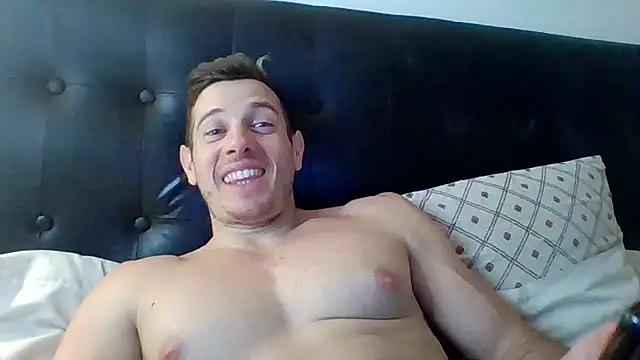 Snapshot of luca23millo90 chatting on September 2025 03:06:02 AM luca23millo90 online show from September 2025 03:06:02 AM