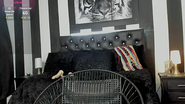 Snapshot of aliceemature4u chatting on September 2025 12:56:02 AM aliceemature4u online show from September 2025 12:56:02 AM