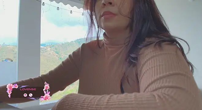 samanthahut1 online show from January 2026 08:03:01 PM