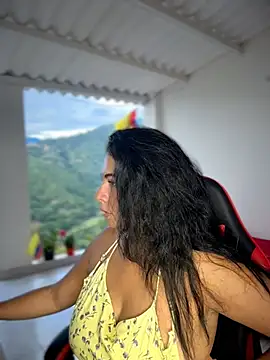 samanthahut1 online show from July 2026 10:50:01 PM