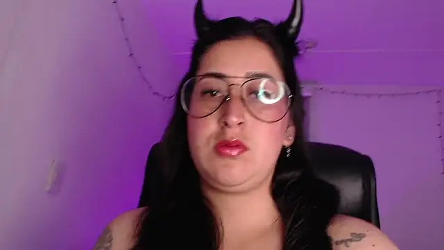 Olivia Puerta online show from February 2026 12:12:01 PM