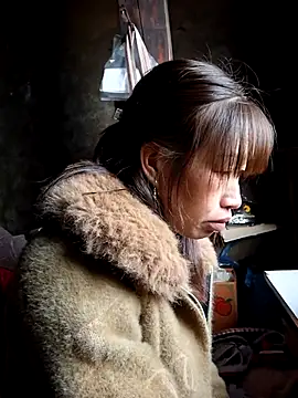 Snapshot of ngocngoc_cute chatting on November 2025 12:33:01 AM ngocngoc cute online show from November 2025 12:33:01 AM
