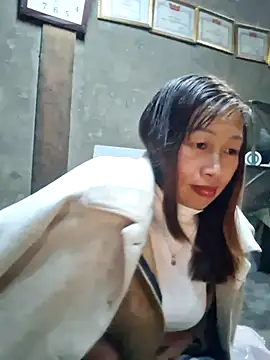 Snapshot of ngocngoc_cute chatting on November 2025 01:14:02 PM ngocngoc cute online show from November 2025 01:14:02 PM