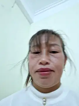 Snapshot of ngocngoc_cute chatting on December 2025 09:45:01 PM ngocngoc cute online show from December 2025 09:45:01 PM