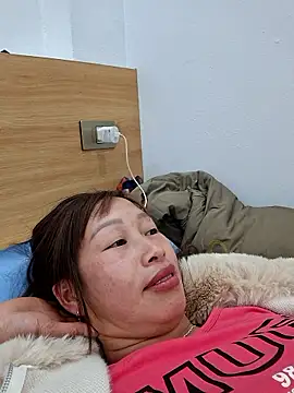 Snapshot of ngocngoc_cute chatting on January 2026 12:21:02 PM ngocngoc cute online show from January 2026 12:21:02 PM