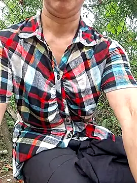 Snapshot of ngocngoc_cute chatting on May 2026 10:02:02 AM ngocngoc cute online show from May 2026 10:02:02 AM