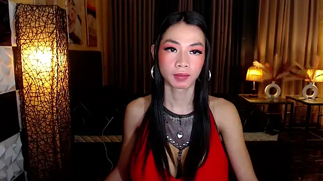 Snapshot of HorseCockJamieTS chatting on October 2025 12:32:01 AM HorseCockJamieTS online show from October 2025 12:32:01 AM