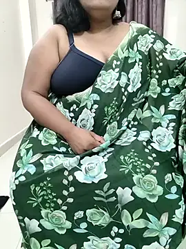 Snapshot of Swapna_Hyd chatting on December 2025 04:10:01 AM Swapna Hyd online show from December 2025 04:10:01 AM