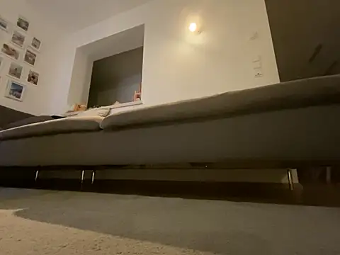 Snapshot of Honeymoon1985 chatting on February 2026 09:44:01 PM Honeymoon1985 online show from February 2026 09:44:01 PM