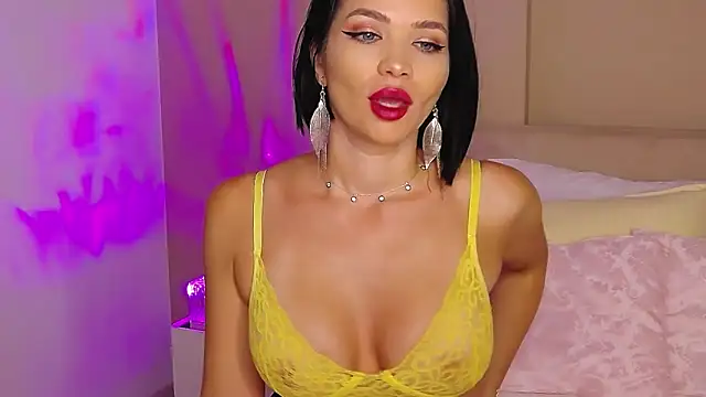 Snapshot of Emily_Sheen chatting on September 2025 04:14:01 AM Emily Sheen online show from September 2025 04:14:01 AM