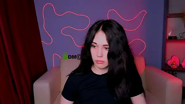 riley sanders online show from December 2025 08:25:01 PM