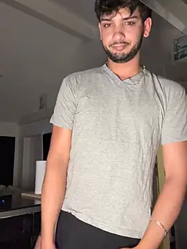 Gipsyboysteve online show from March 2026 04:49:01 AM