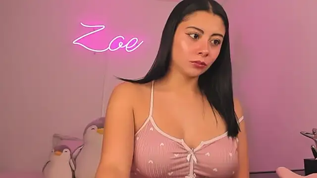 zoecams1 online show from April 2026 07:04:02 PM