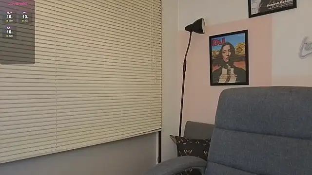 SujannaVarma  online show from October 2025 12:36:01 AM