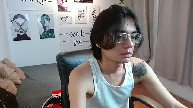 Snapshot of davoxer chatting on October 2025 03:09:01 AM davoxer online show from October 2025 03:09:01 AM