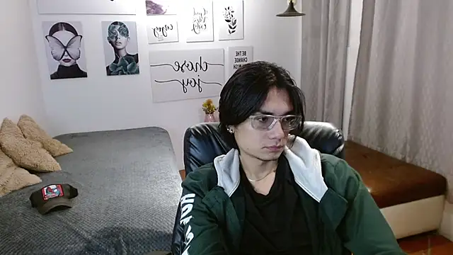 Snapshot of davoxer chatting on November 2025 03:40:02 AM davoxer online show from November 2025 03:40:02 AM