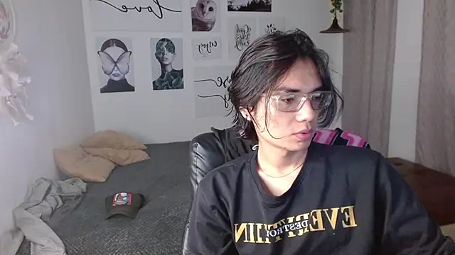 Snapshot of davoxer chatting on November 2025 03:49:02 AM davoxer online show from November 2025 03:49:02 AM