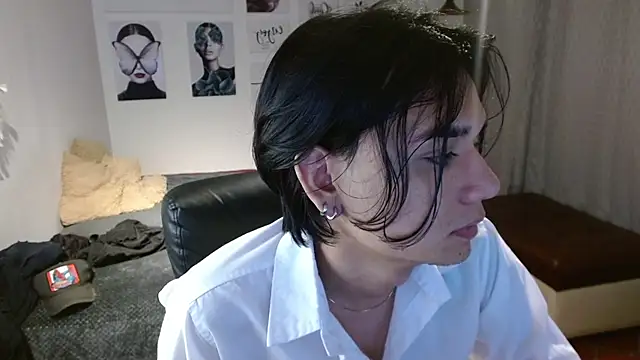 Snapshot of davoxer chatting on November 2025 03:39:01 AM davoxer online show from November 2025 03:39:01 AM