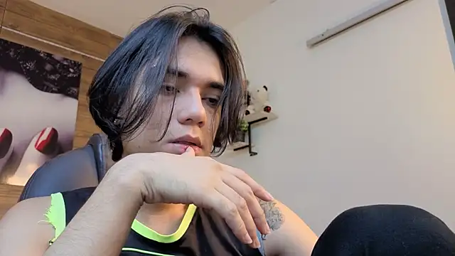 Snapshot of davoxer chatting on January 2026 03:53:01 AM davoxer online show from January 2026 03:53:01 AM