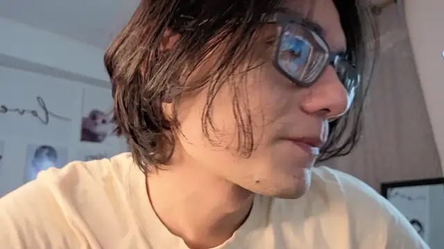 Snapshot of davoxer chatting on January 2026 03:11:02 AM davoxer online show from January 2026 03:11:02 AM