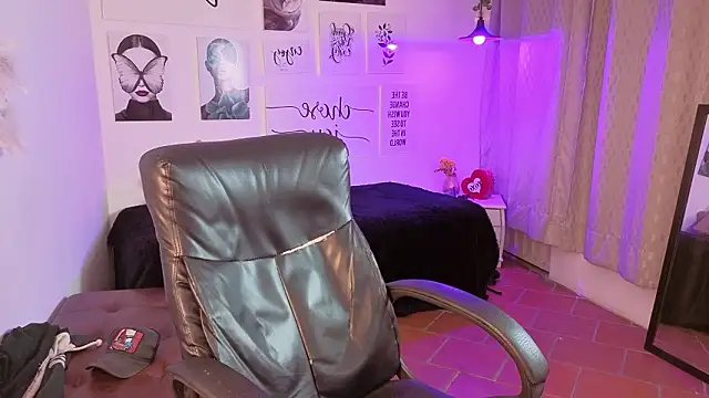 Snapshot of davoxer chatting on February 2026 03:49:01 AM davoxer online show from February 2026 03:49:01 AM