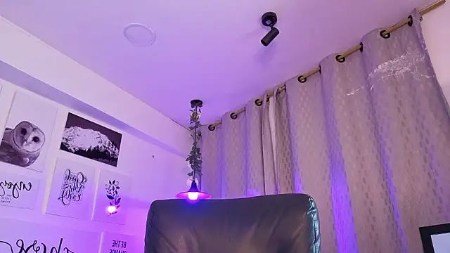 Snapshot of davoxer chatting on February 2026 03:55:02 AM davoxer online show from February 2026 03:55:02 AM