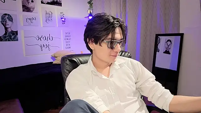 Snapshot of davoxer chatting on March 2026 03:43:01 AM davoxer online show from March 2026 03:43:01 AM