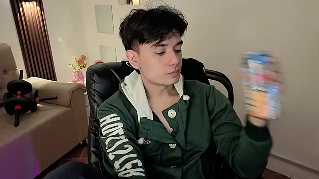 Snapshot of davoxer chatting on April 2026 03:44:02 AM davoxer online show from April 2026 03:44:02 AM