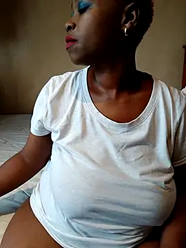 Snapshot of missboobiesSA chatting on January 2026 02:10:01 PM missboobiesSA online show from January 2026 02:10:01 PM