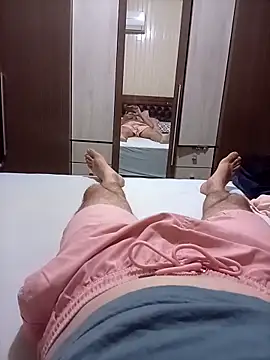 Gustavo198045 online show from March 2026 12:49:02 AM