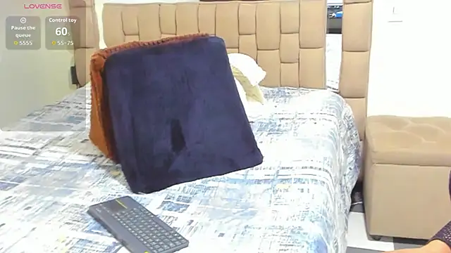 gabrielaponce11 online show from November 2025 11:25:02 PM