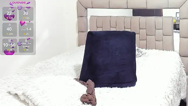 gabrielaponce11 online show from April 2026 03:09:01 PM