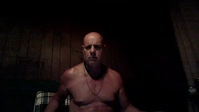 CLUBTHUMPERBATOR online show from July 2026 04:09:01 AM