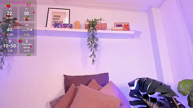 Snapshot of Vampgyal chatting on October 2025 08:05:02 PM Vampgyal online show from October 2025 08:05:02 PM