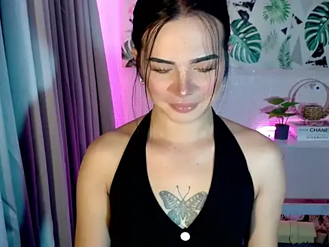 Snapshot of _SexyButterfly chatting on October 2025 10:25:01 AM SexyButterfly online show from October 2025 10:25:01 AM